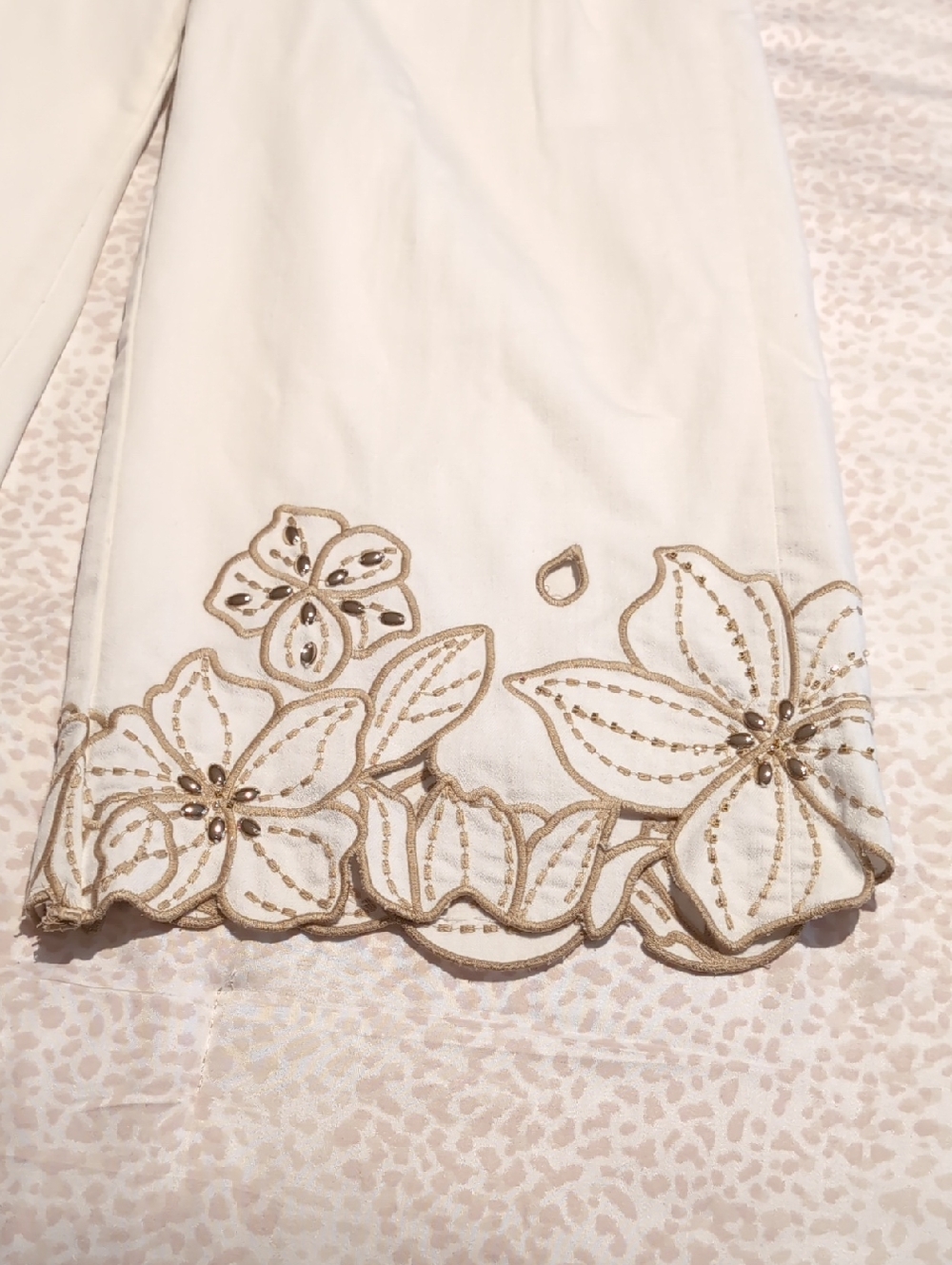 Chicos Wide Leg Crops, 2.5/14 - Picture 5 of 15
